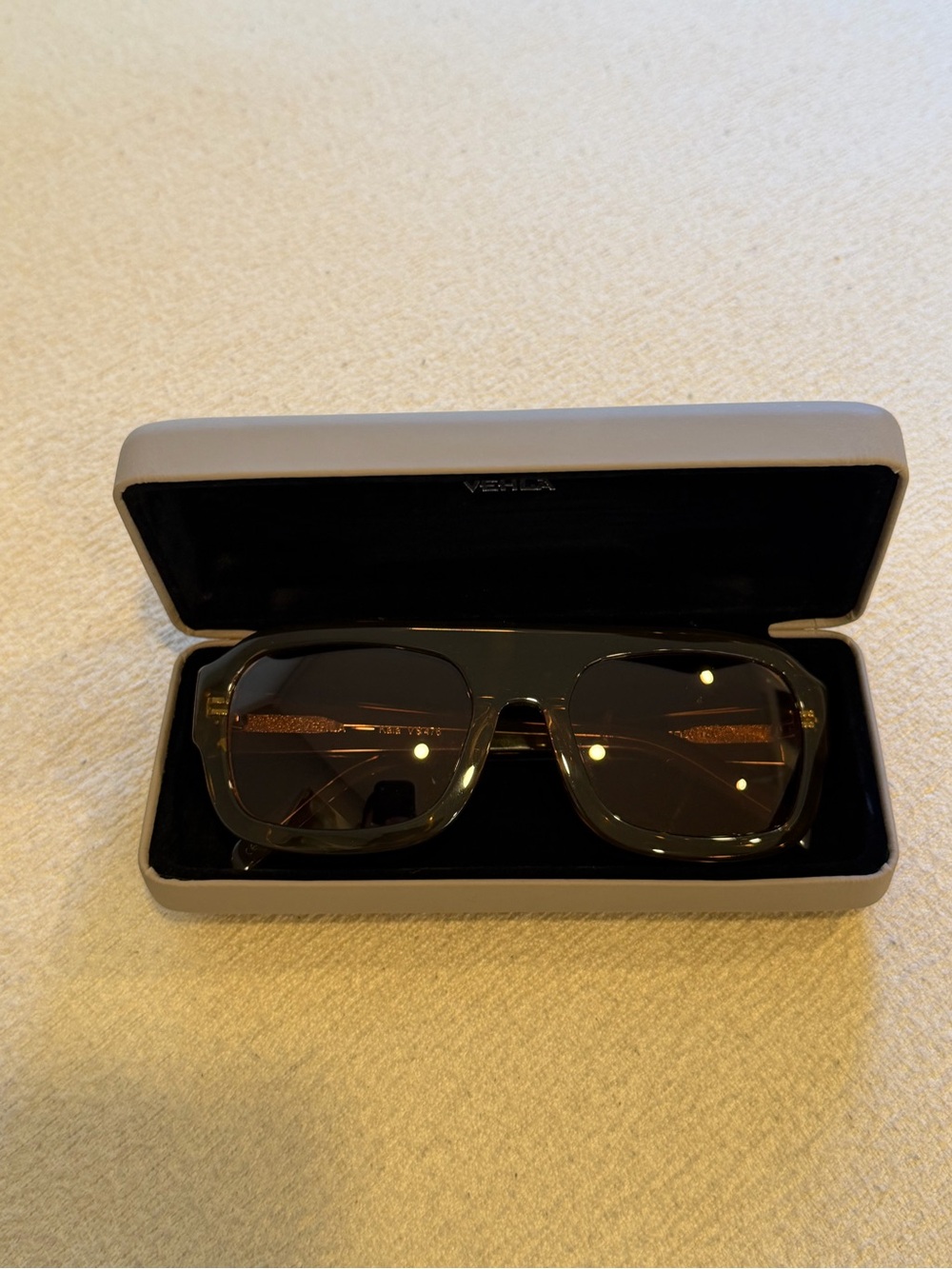 VEHLA Kaia Caramel and Toffee Sunglasses - Picture 8 of 9